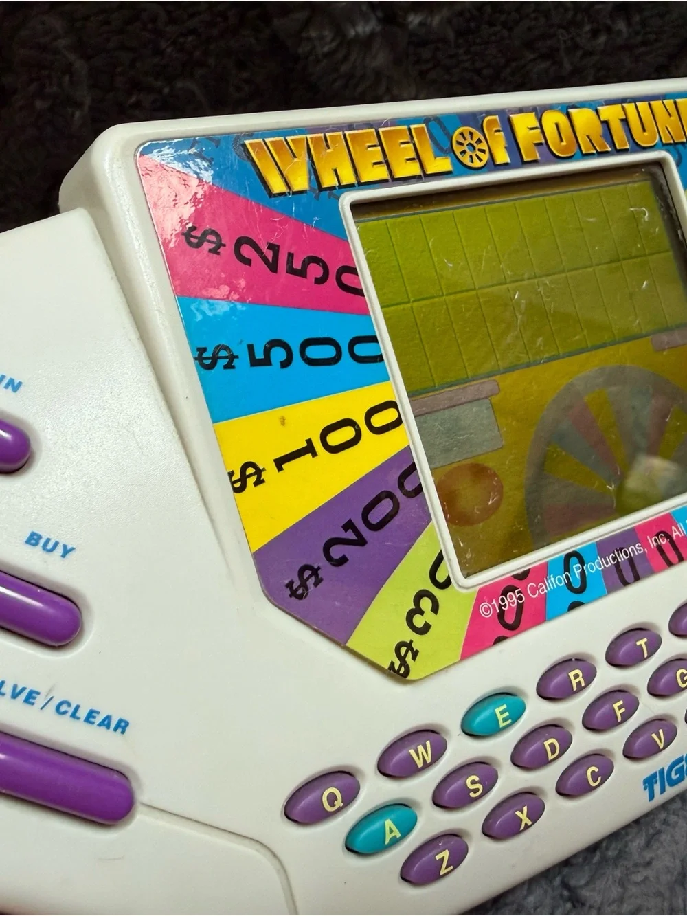 Vintage Tiger Electronics Wheel of Fortune Handheld Game (1995) – Tested-video